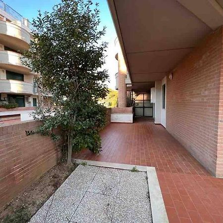 Appartamento Tranquillo Con Patio E Piscina La Caduta Экстерьер фото