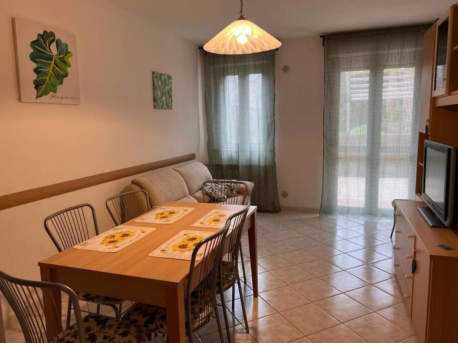 Appartamento Tranquillo Con Patio E Piscina La Caduta Экстерьер фото